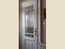 Klasszikus stílusú beltéri ajtó, öregített felülettel.jpg
